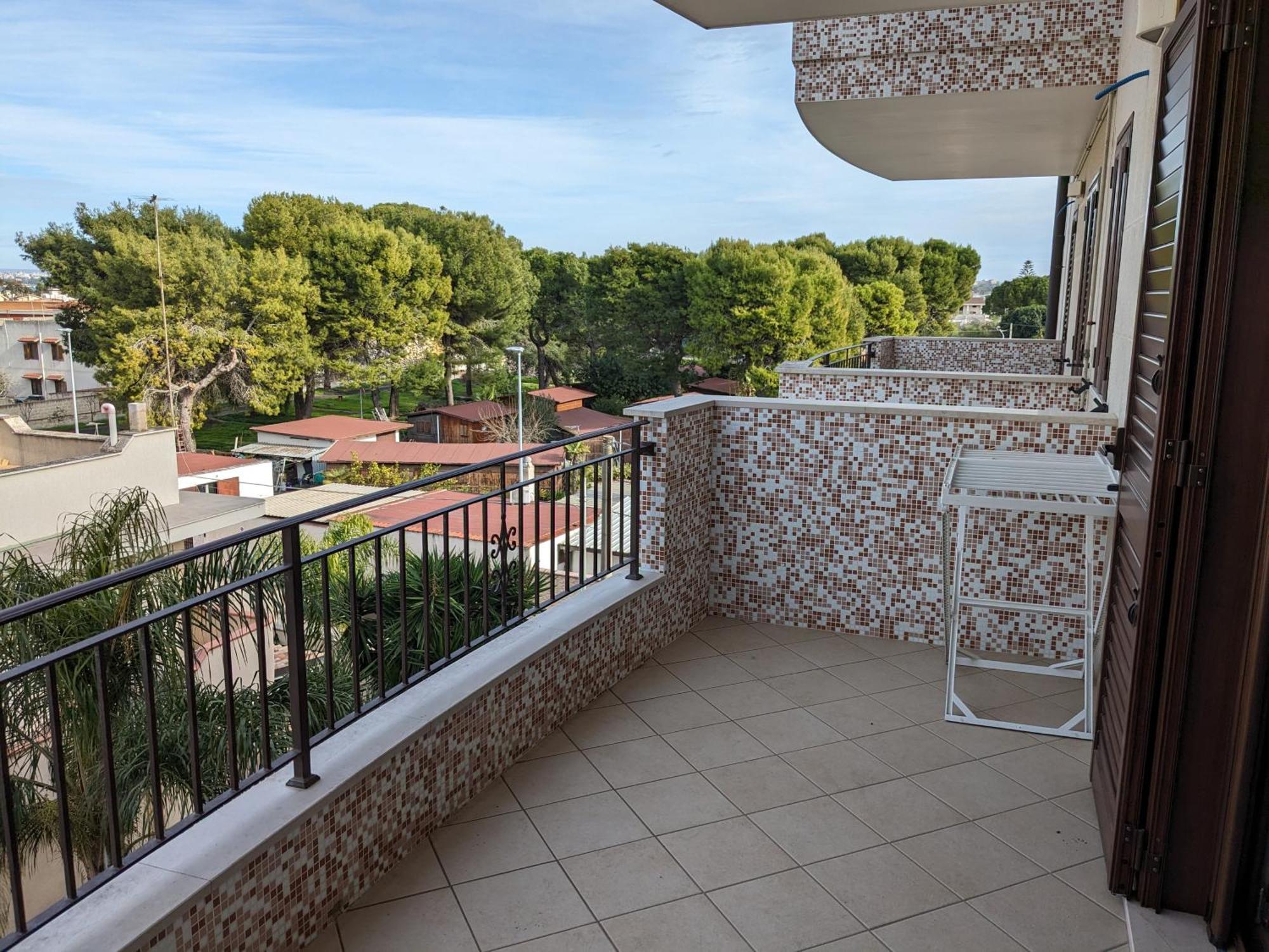 La Casa Dei Due Mari - Large Apartment With Parking Taranto Dış mekan fotoğraf